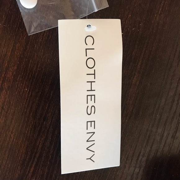 Lace romper - Picture 3 of 4